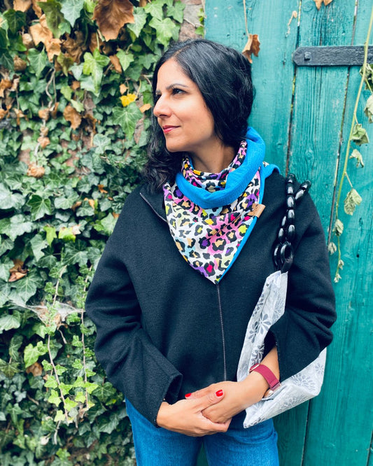 Wickelschal Musselin Wild Leo Blau