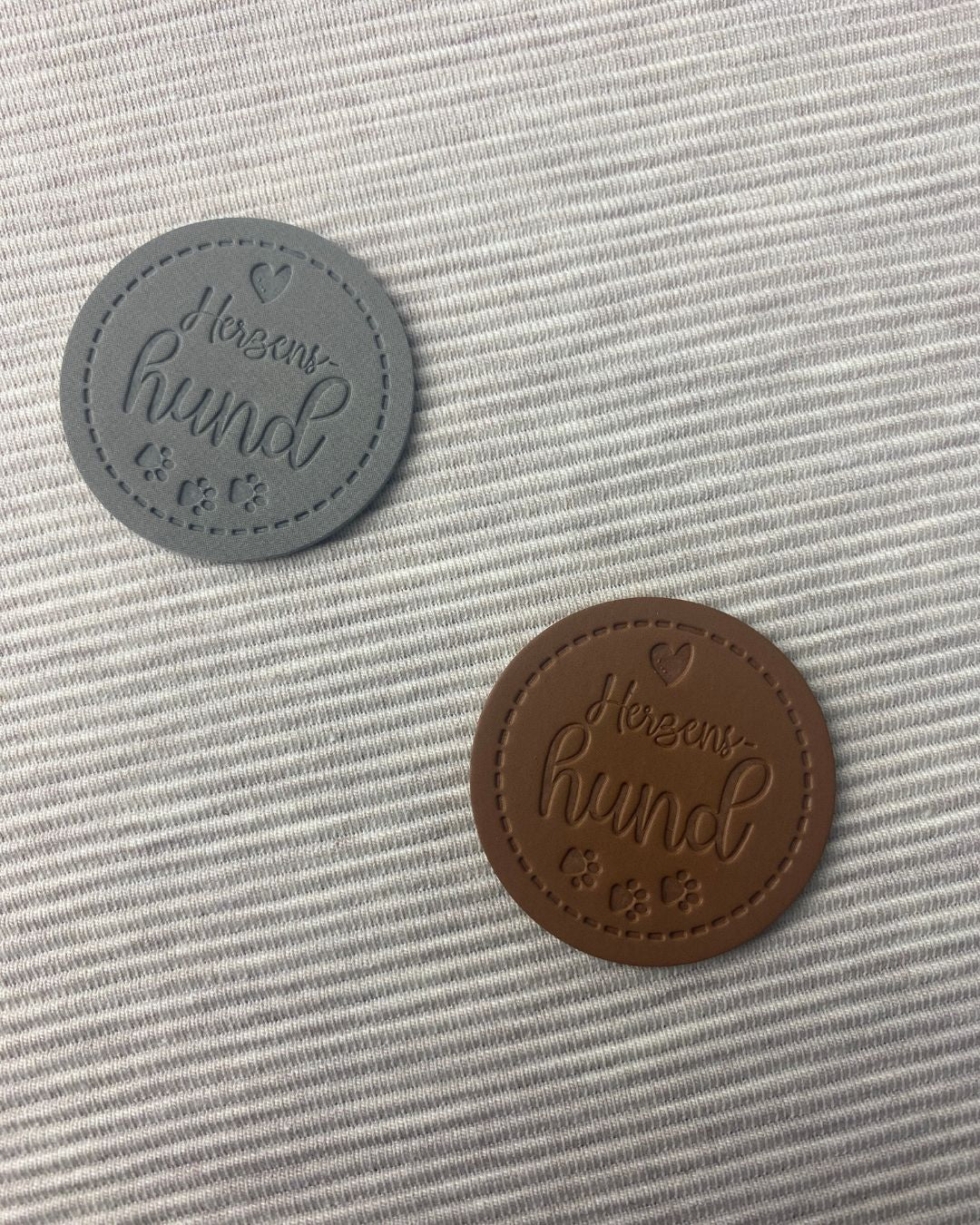 Kunstleder Label "Herzenshund rund"