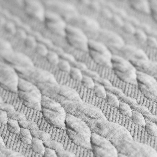 Jacquard Strickstoff Zopfmuster Hellgrau