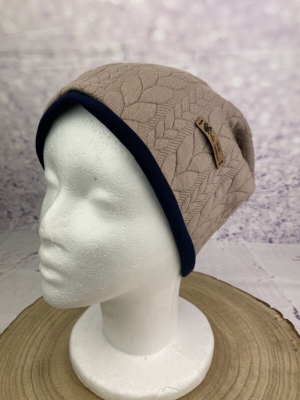 Winter Beanie Mütze Zopfmuster – Bild 4
